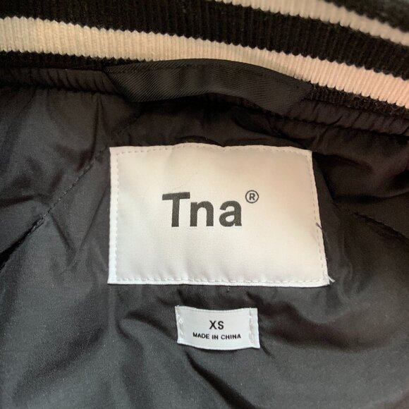 Aritzia TNA Stadium Bomber Jacket Black Size XS - Picture 7 of 13